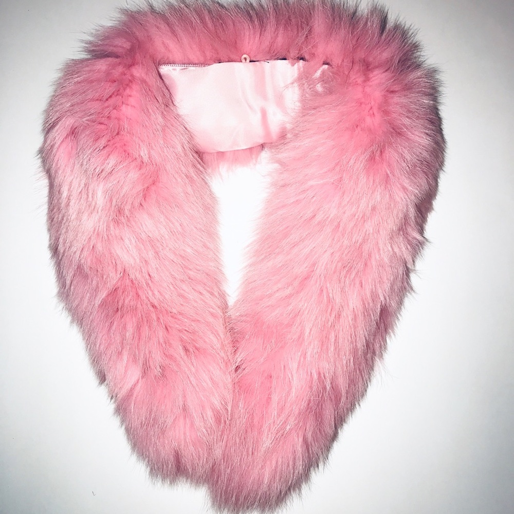 Pink Fox Fur Detachable Collar.